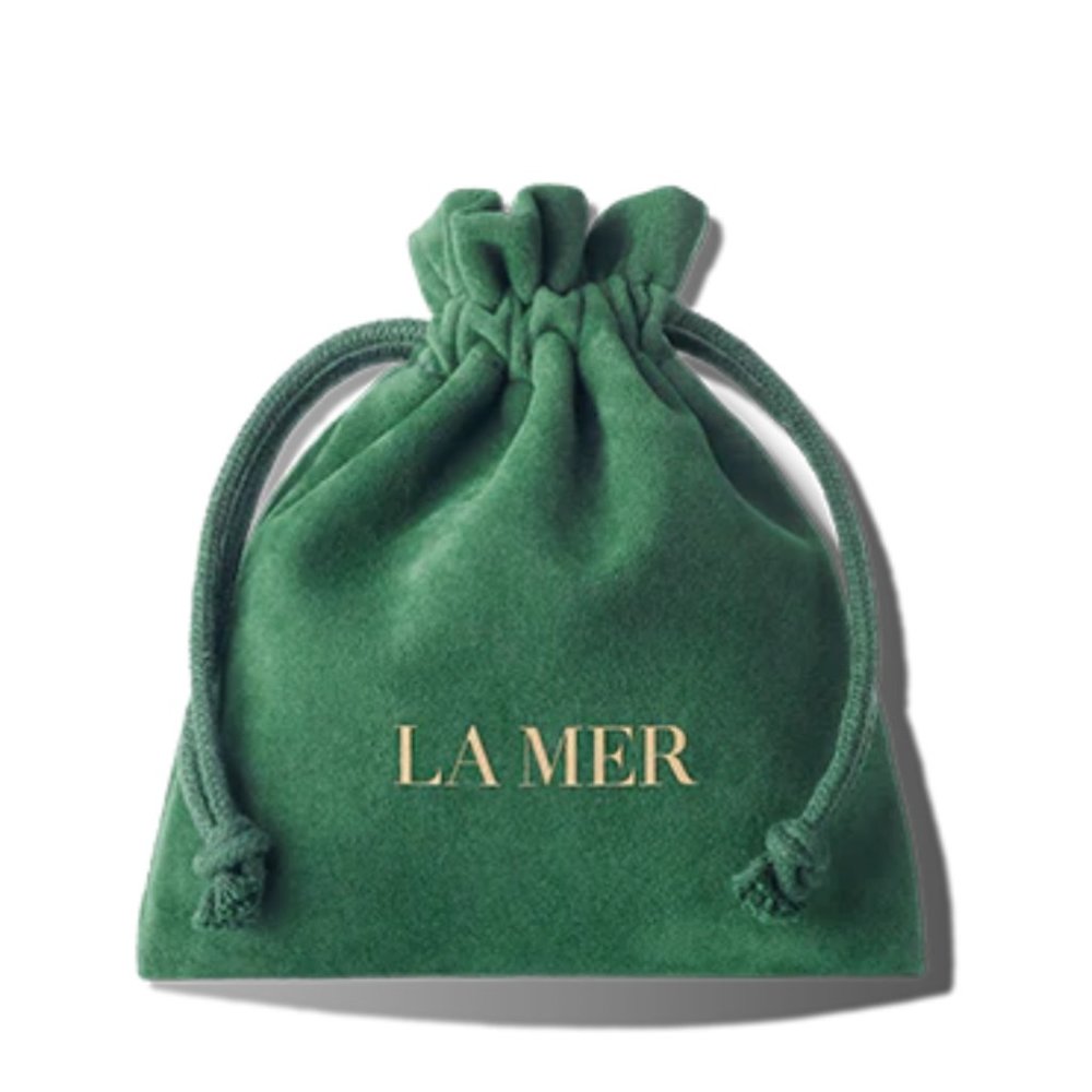 🍀 New 🍀 La Mer Deluxe Velvet Pouch with Golden Logo in Green